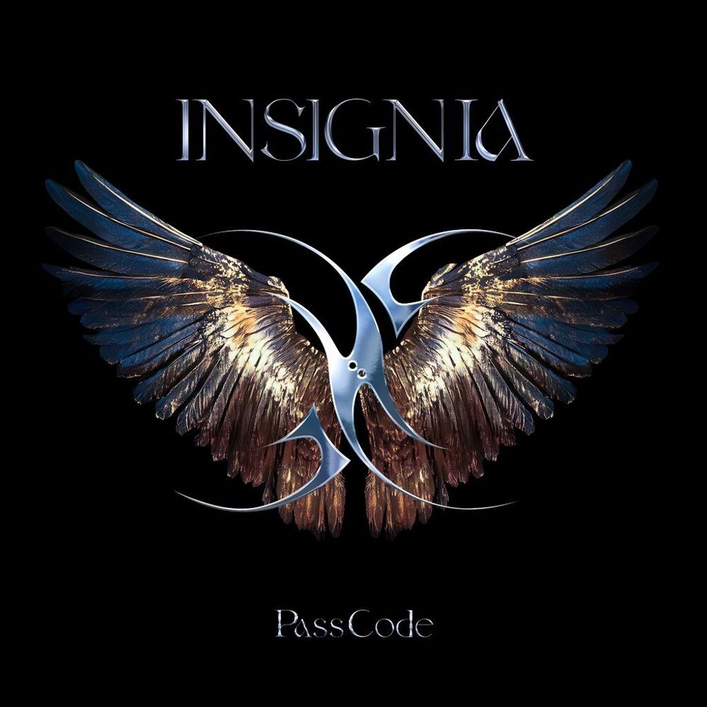 INSIGNIA