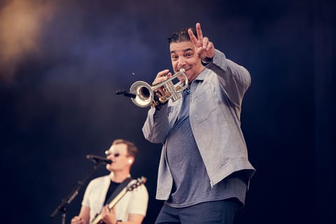 UB40