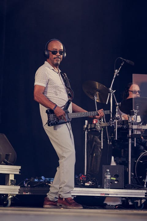 UB40