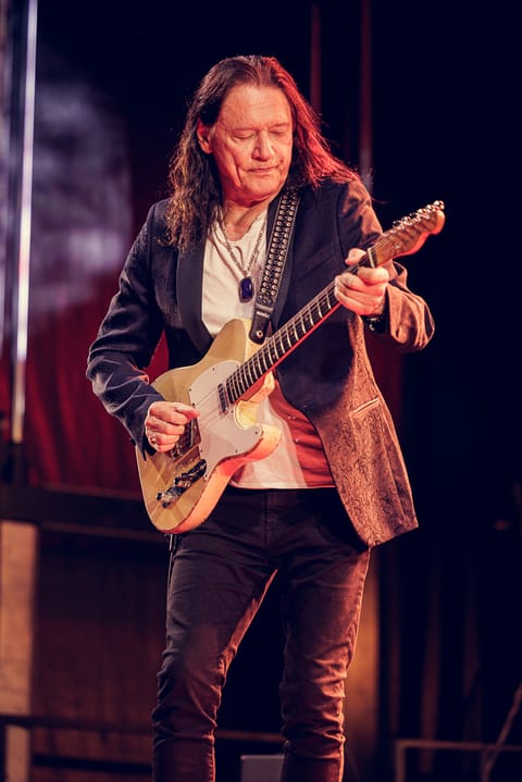 Robben Ford