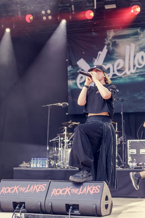 Expellow
