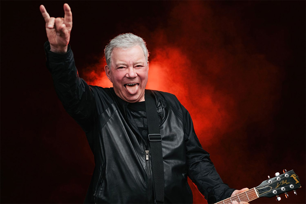 À 95 ans, William Shatner fera ses débuts metal au Riot Fest de Chicago avec son groupe The *uckers