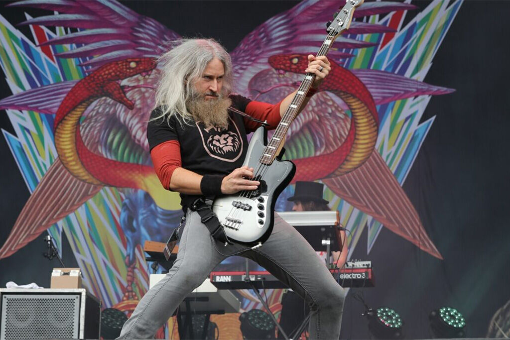 Troy Sanders (Mastodon) revient sur la participation de Geezer Butler à « Marrow Deep »