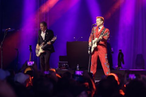 Chris Isaak