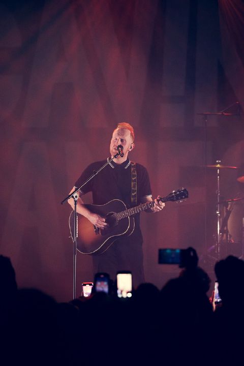 Gavin James