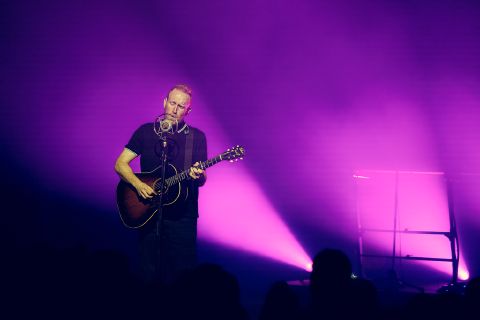 Gavin James