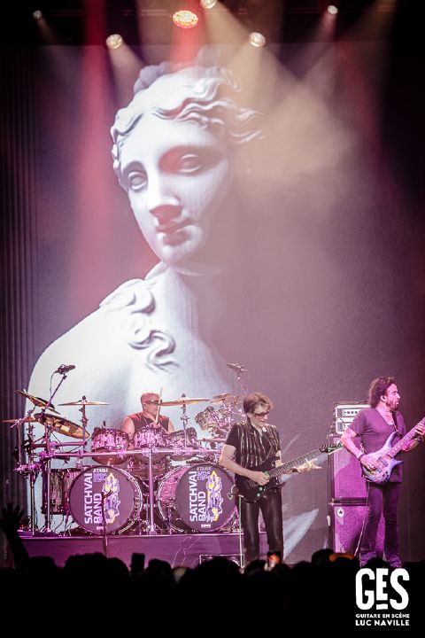 SatchVai Band