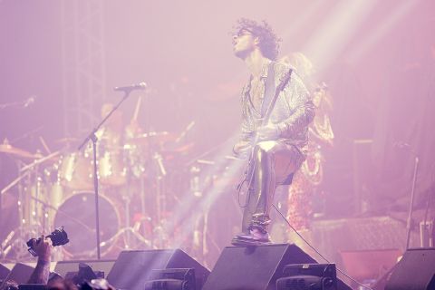 Nik West