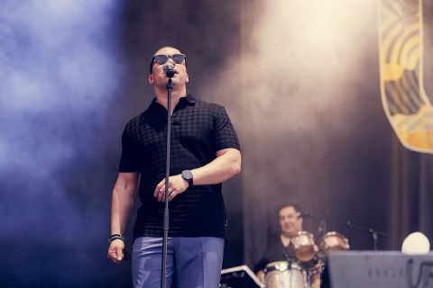 UB40
